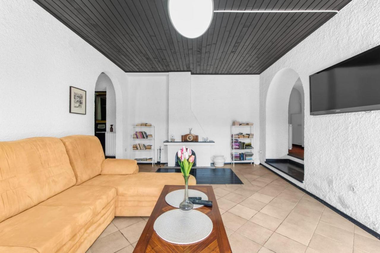 Apartmani Ella Rabac Exterior foto